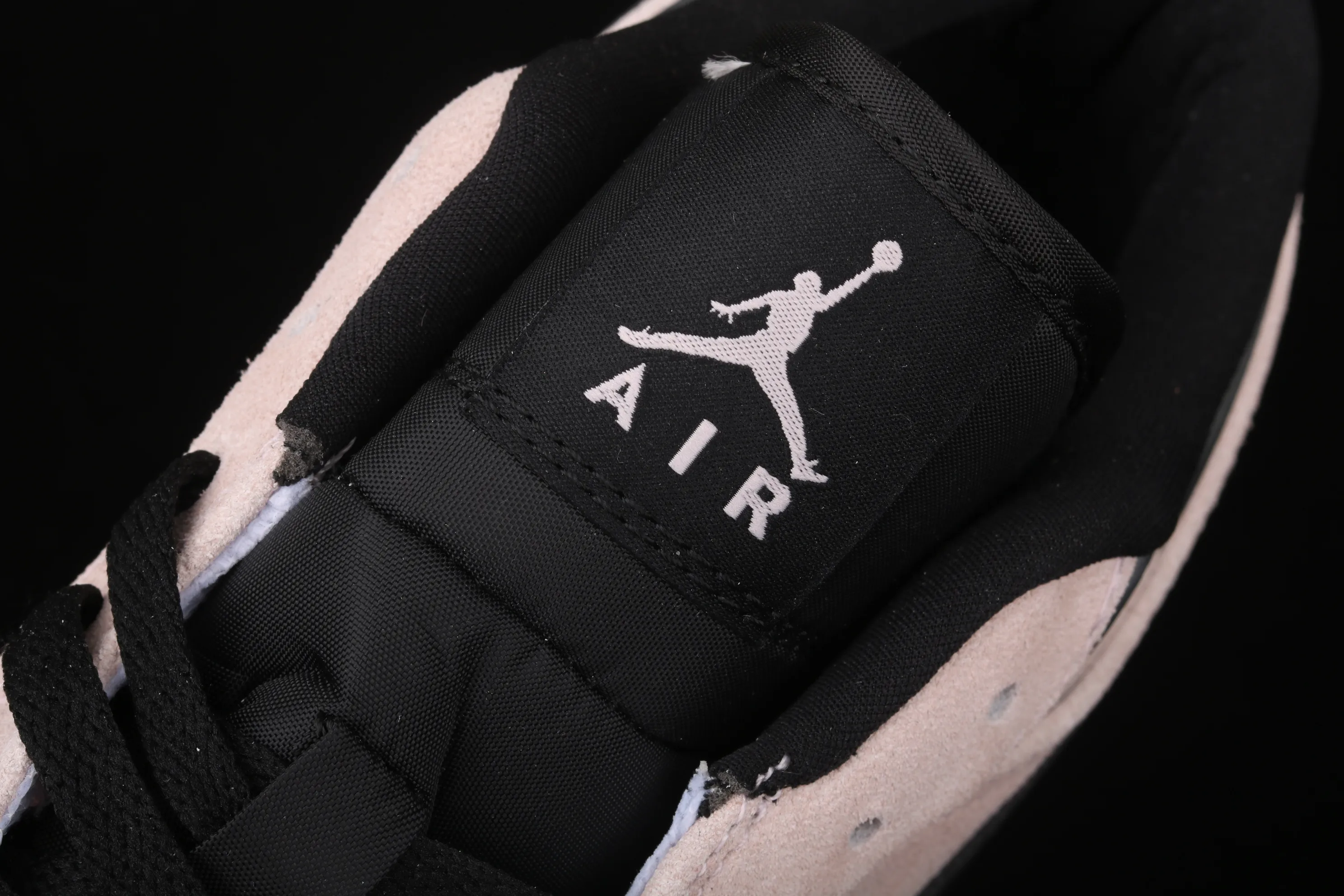 All categories Air Jordan Jordan series basketball shoes Air Jordan 1 Low Nike Air Jordan 1 Low "Fossil" AJ1 Joe 1 laser pink low-top basketball shoes CV3043-602